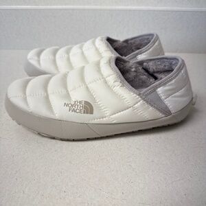 Women's The North Face Thermoball Traction Mule V Slippers